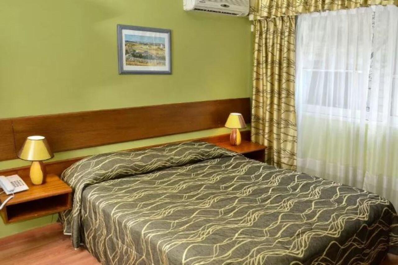Hotel Hispano Montevideo Buitenkant foto