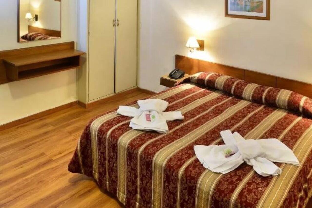Hotel Hispano Montevideo Buitenkant foto