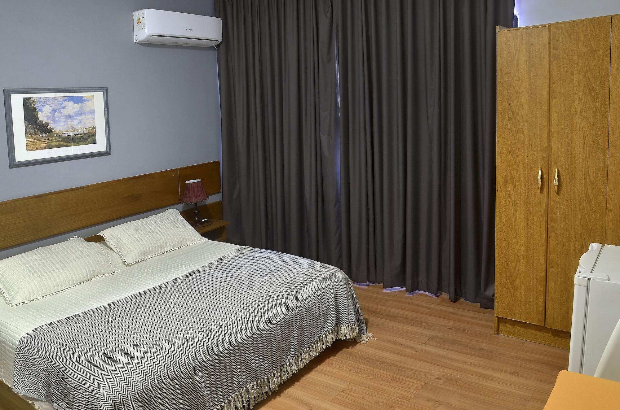 Hotel Hispano Montevideo Buitenkant foto