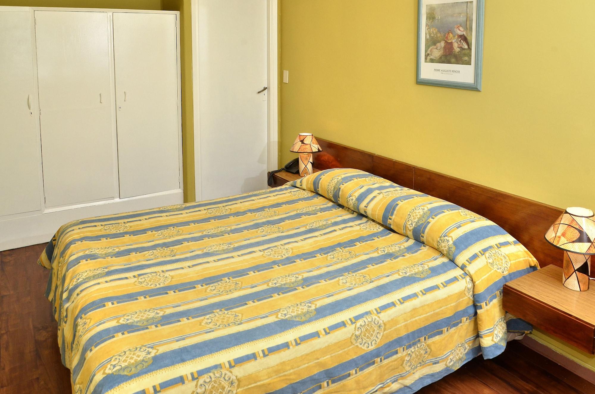 Hotel Hispano Montevideo Buitenkant foto